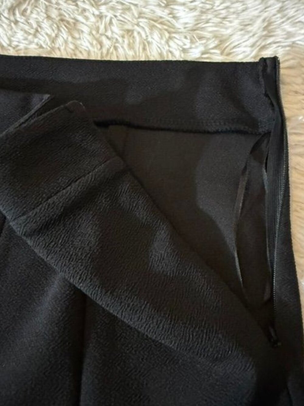 Shein Black Feather Trim Front Seam Front Slit Stretch Crepe Pant - Picture 8 of 10